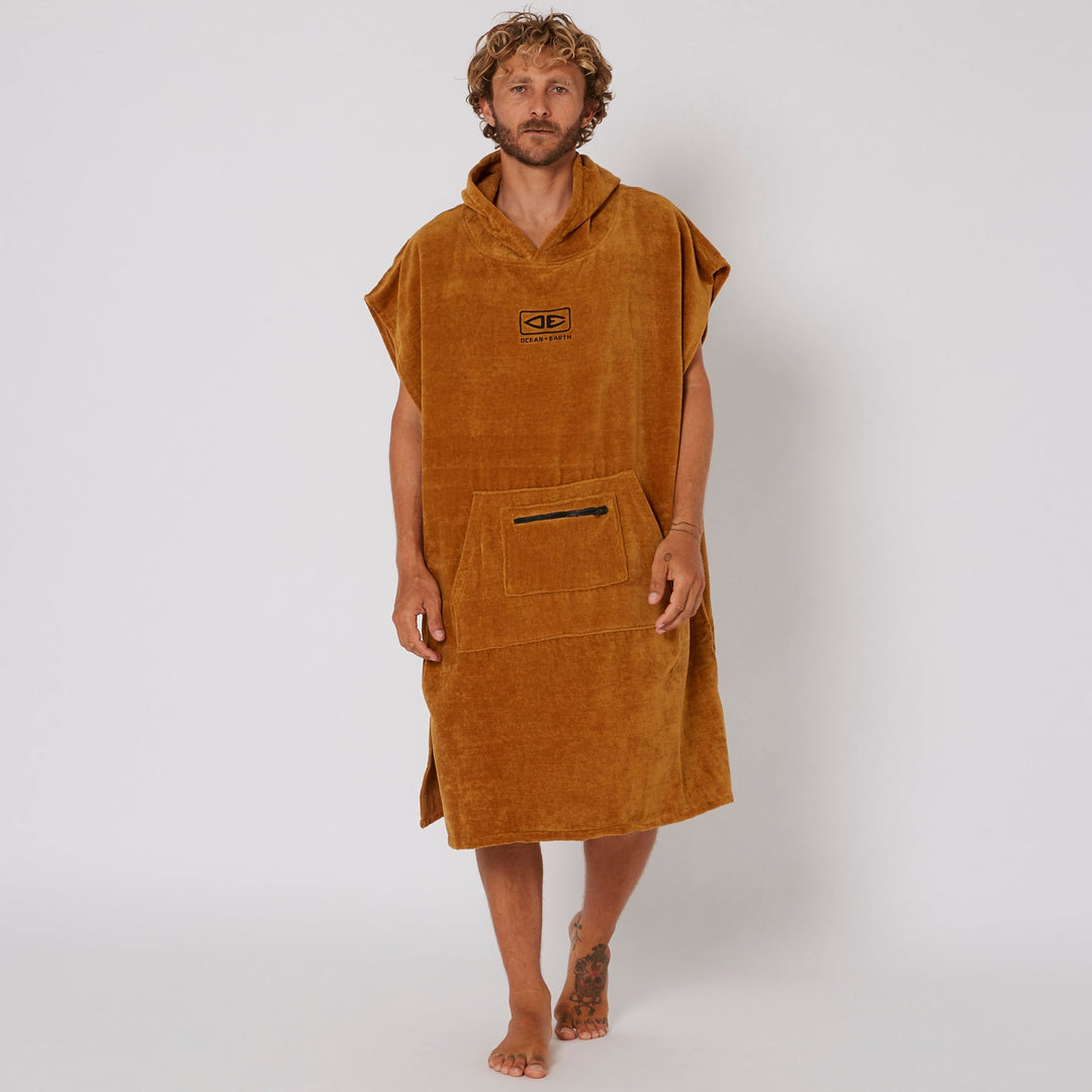 AMTW12-CORP-hooded-poncho-